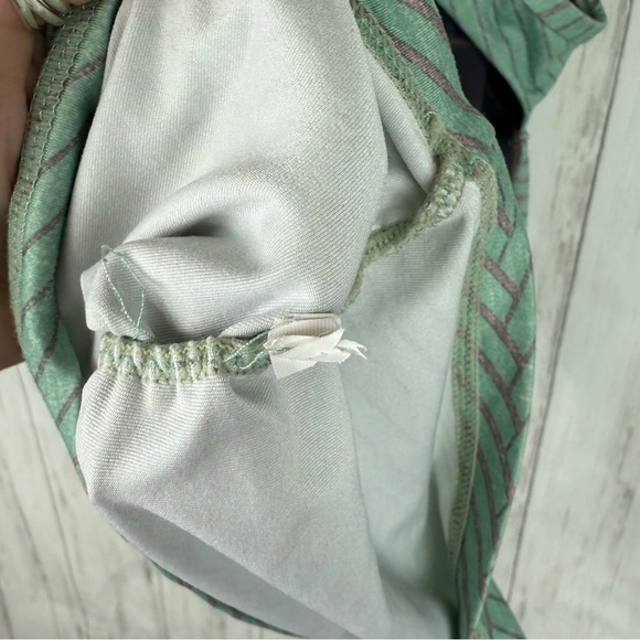 Prana Green Striped Women's Top - Picture 6 of 6